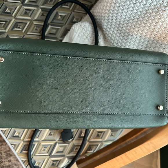 Kate spade work tote - Picture 3 of 3